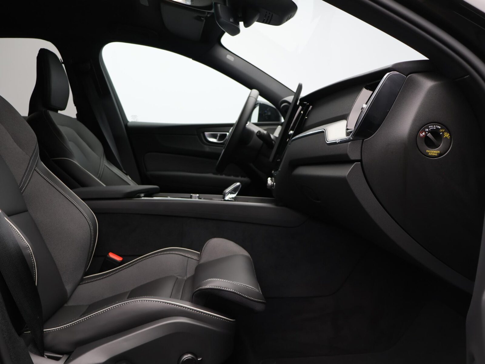Volvo XC60 - Foto 9