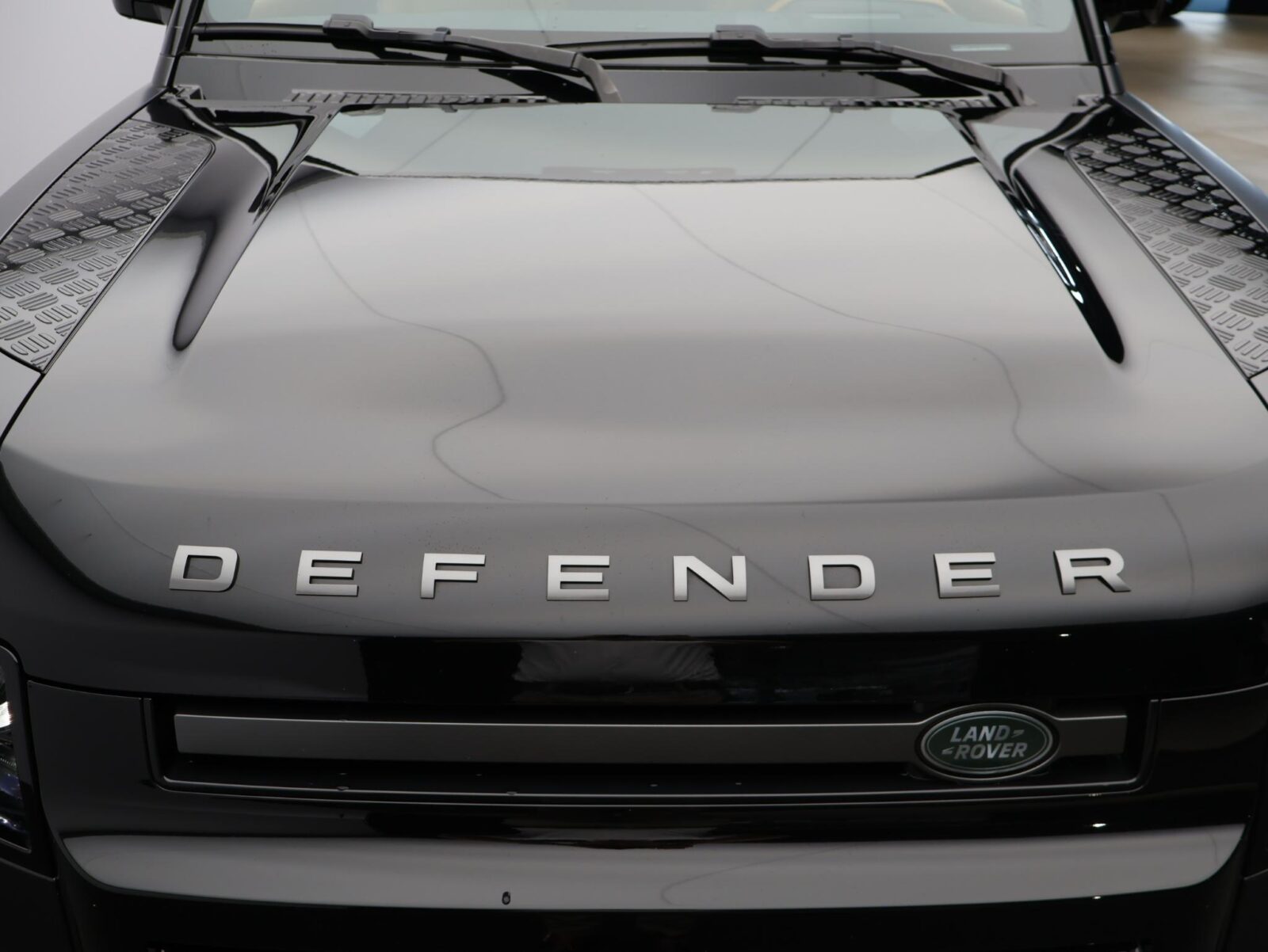 Land Rover Defender - Foto 24