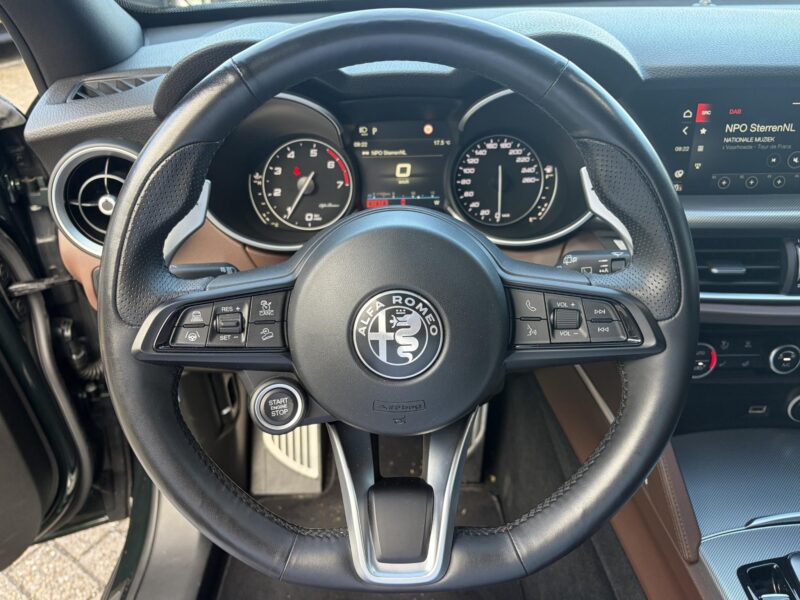 Alfa Romeo Stelvio - Foto 5