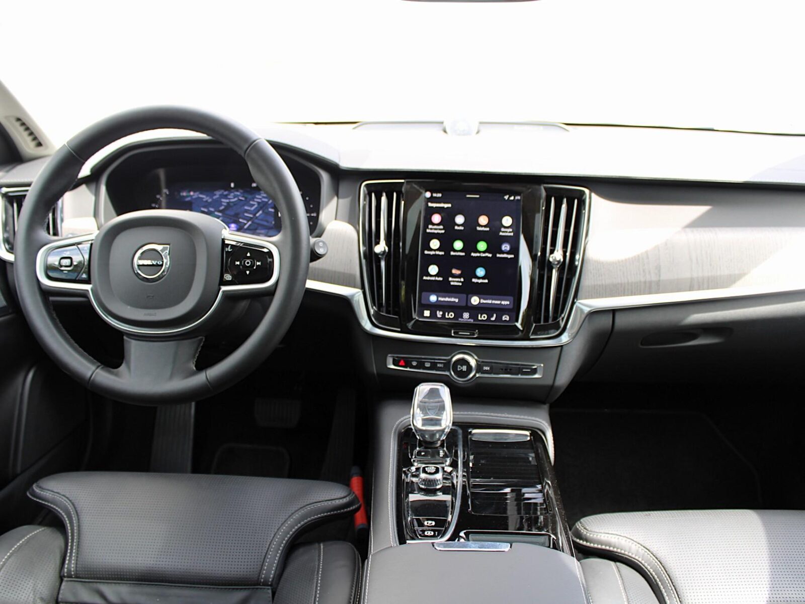 Volvo V90 - Foto 14