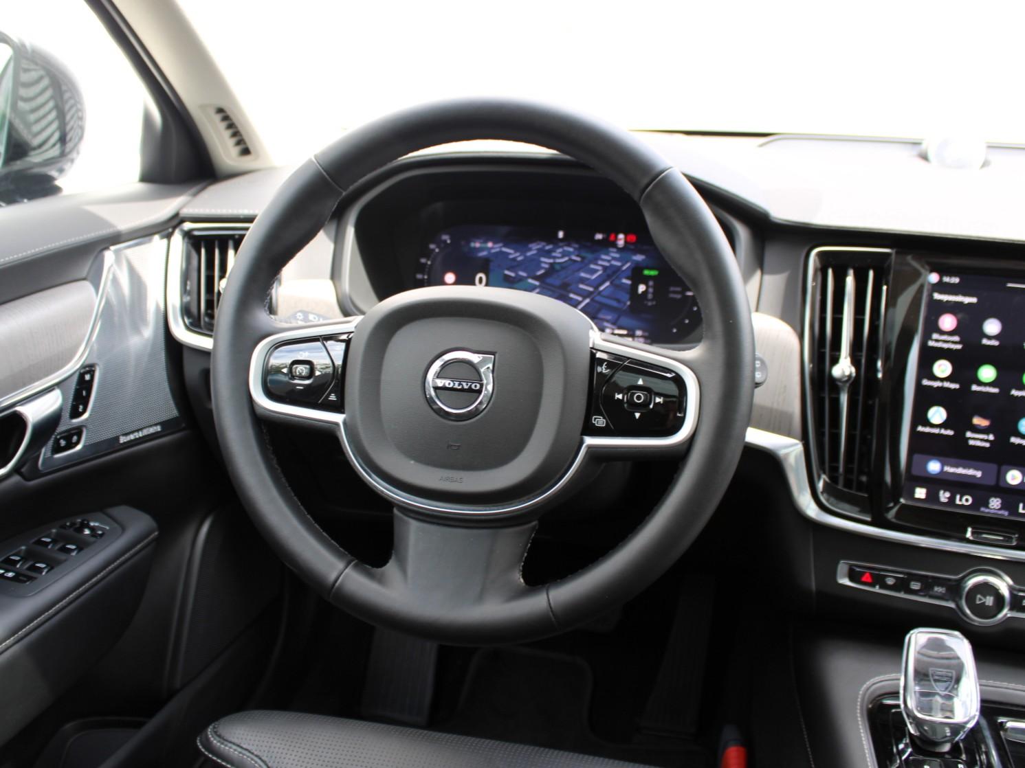 Volvo V90 - Foto 16