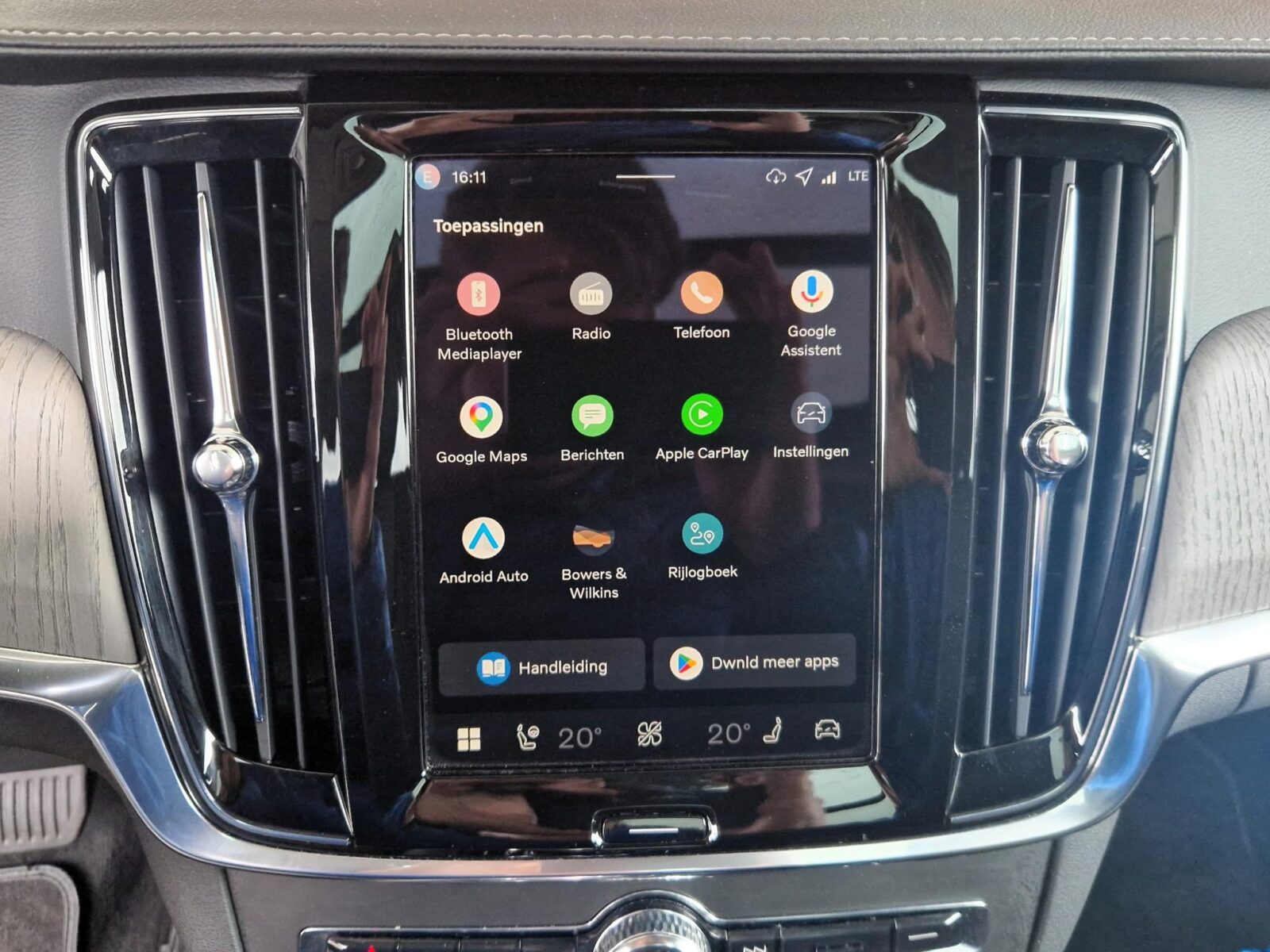 Volvo V90 - Foto 23