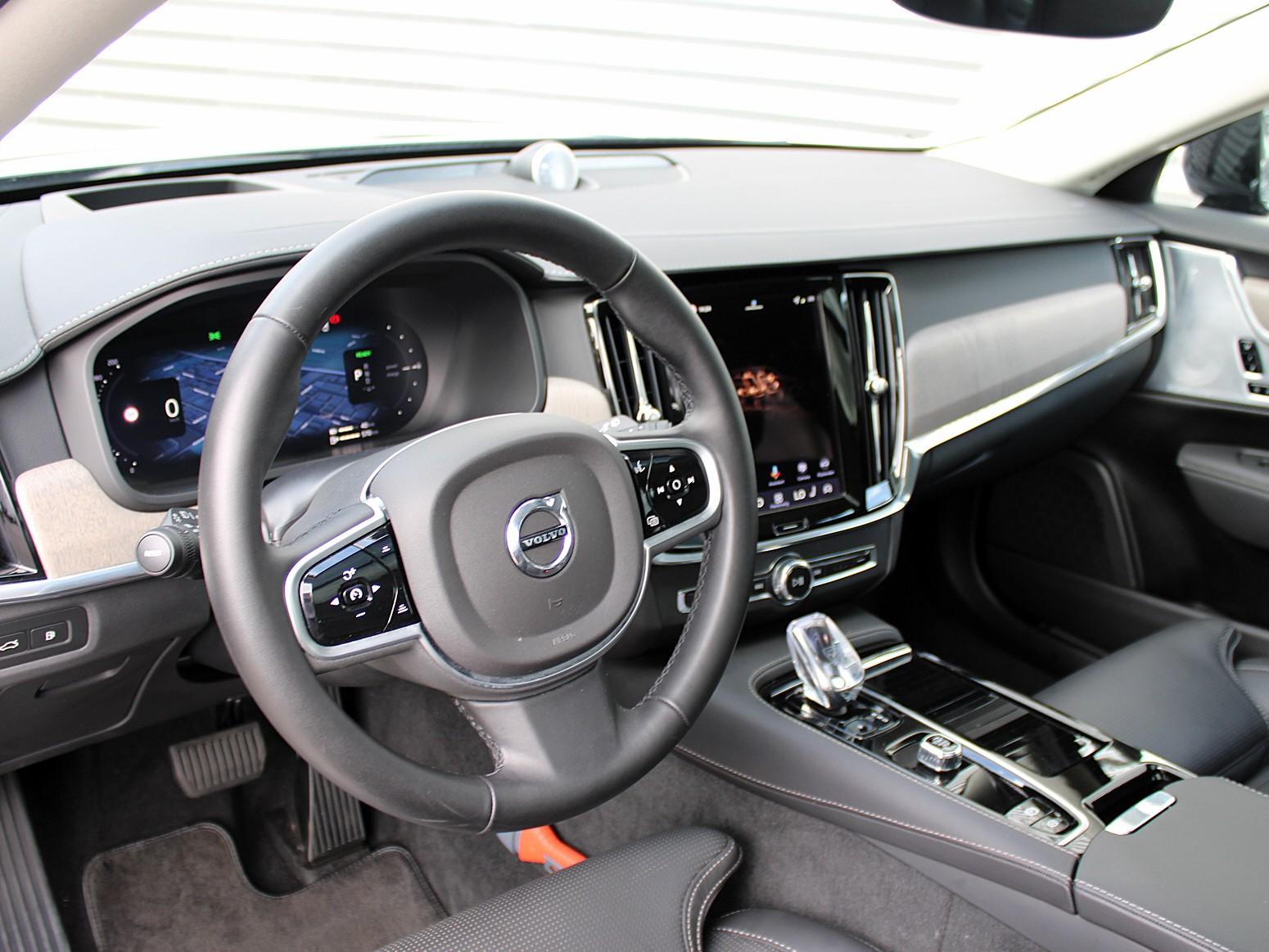 Volvo V90 - Foto 9
