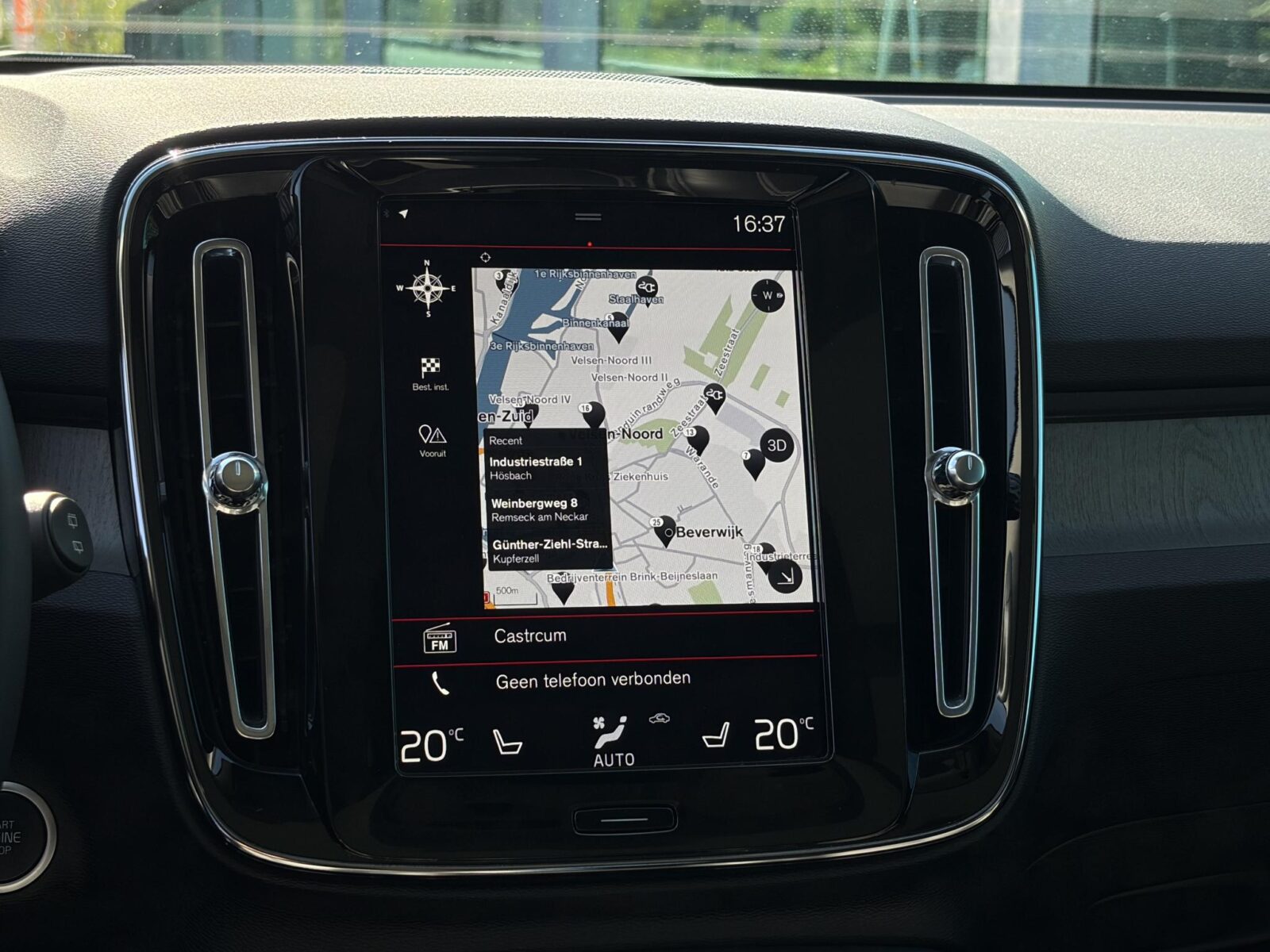 Volvo XC40 - Foto 23