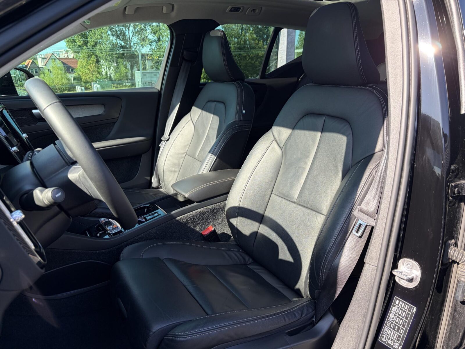 Volvo XC40 - Foto 8