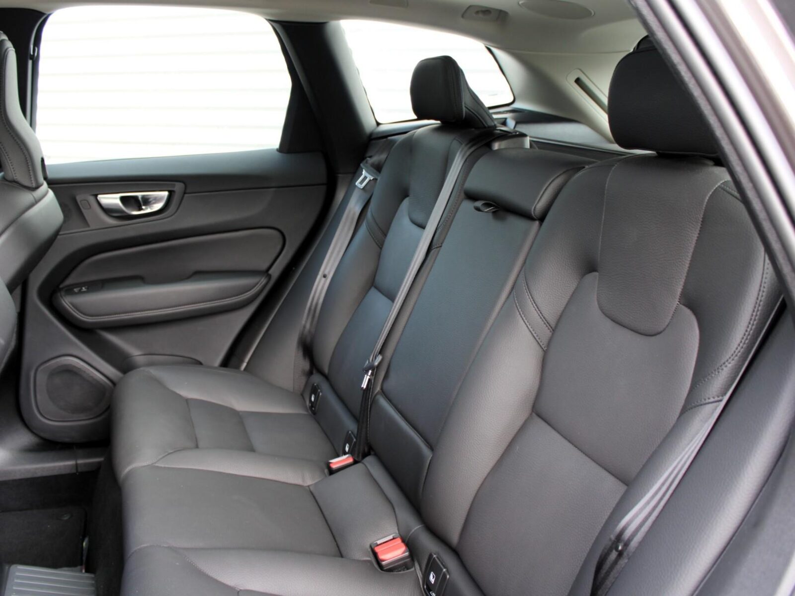 Volvo XC60 - Foto 13