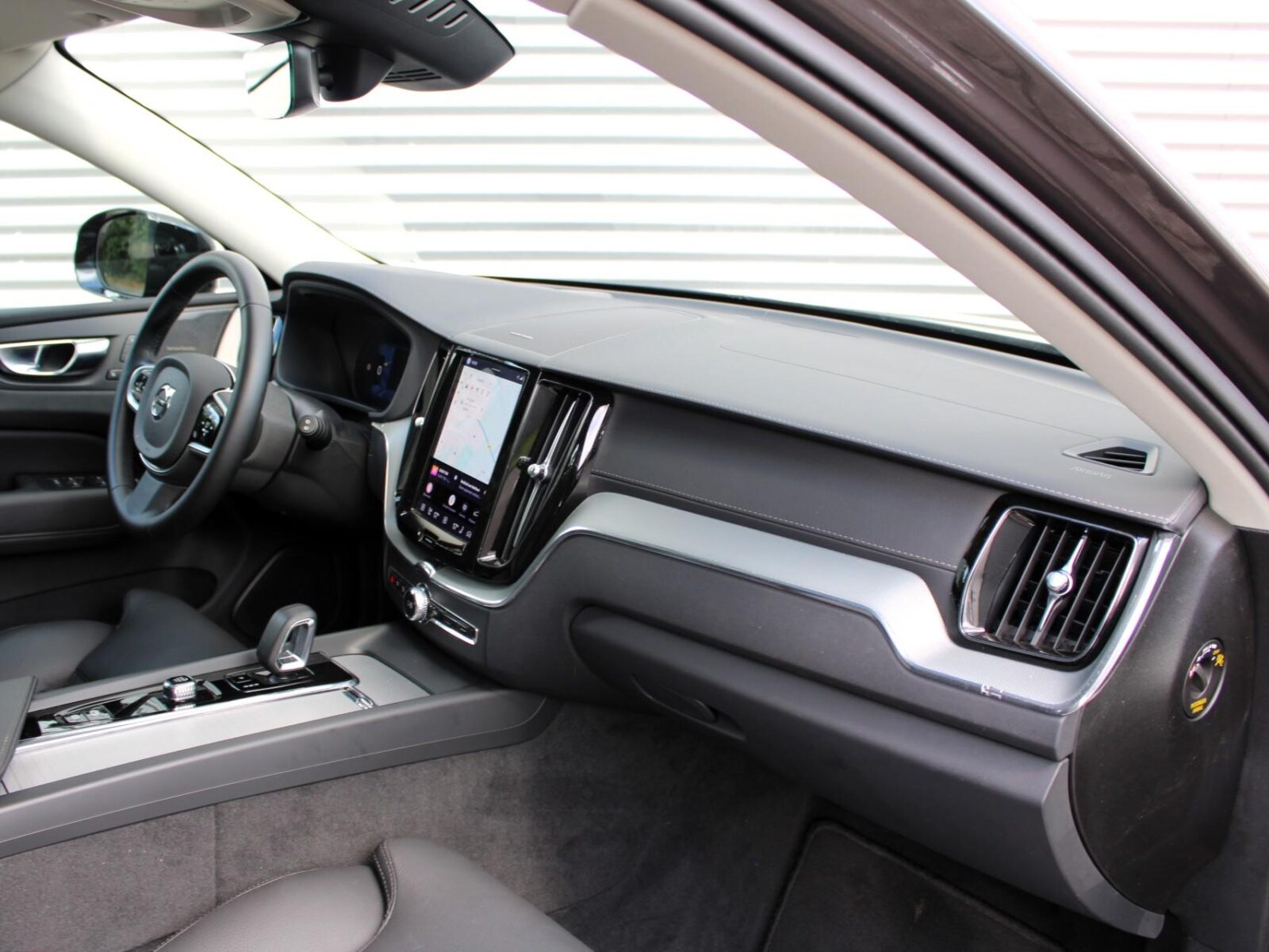 Volvo XC60 - Foto 15