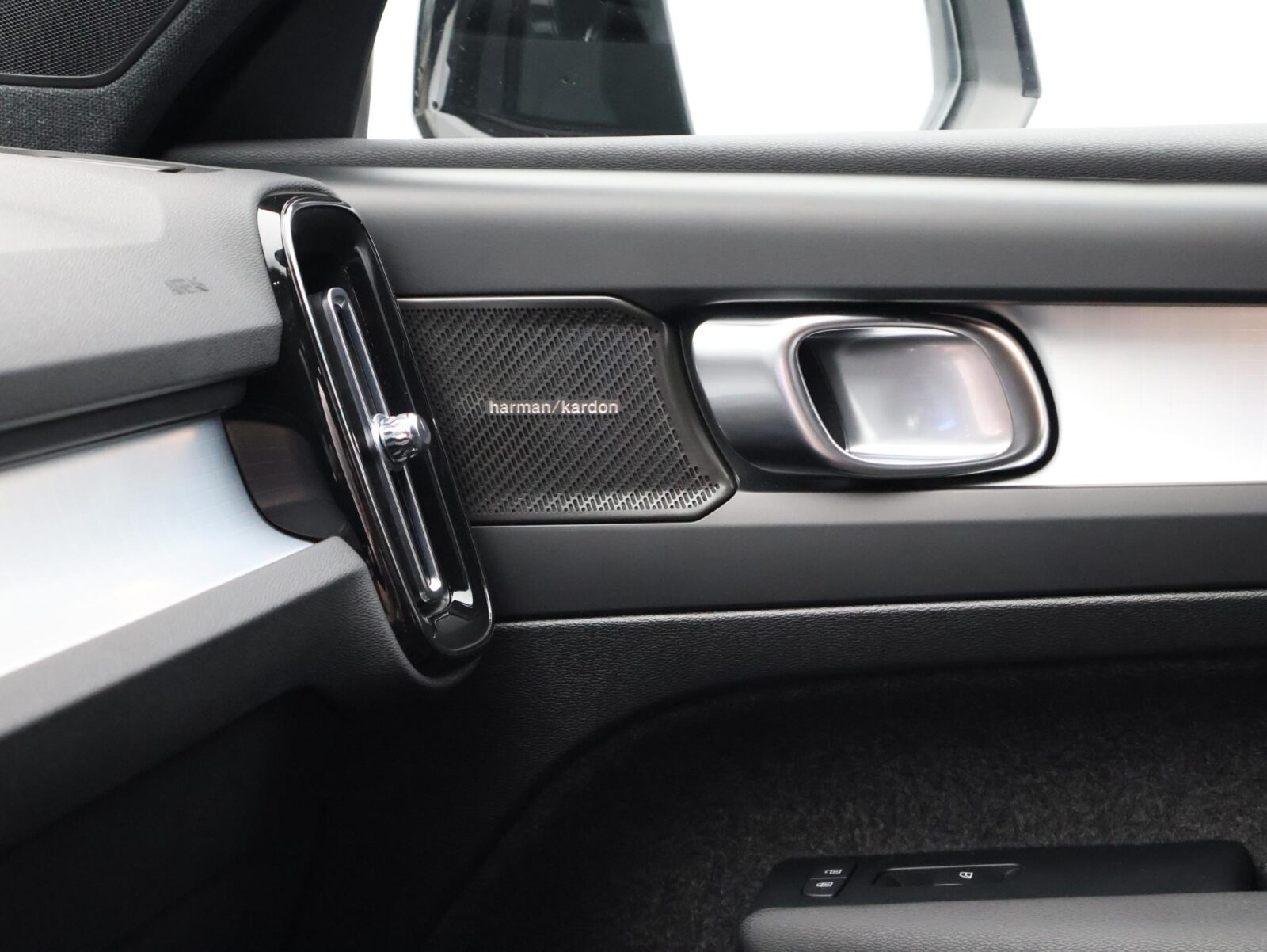 Volvo XC40 - Foto 21