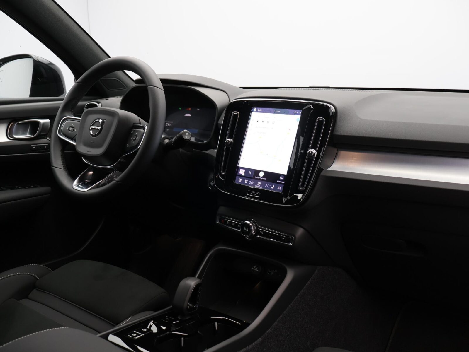 Volvo XC40 - Foto 3