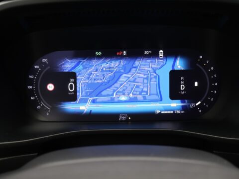 Volvo XC40 2.0 B4 Plus Black Edition