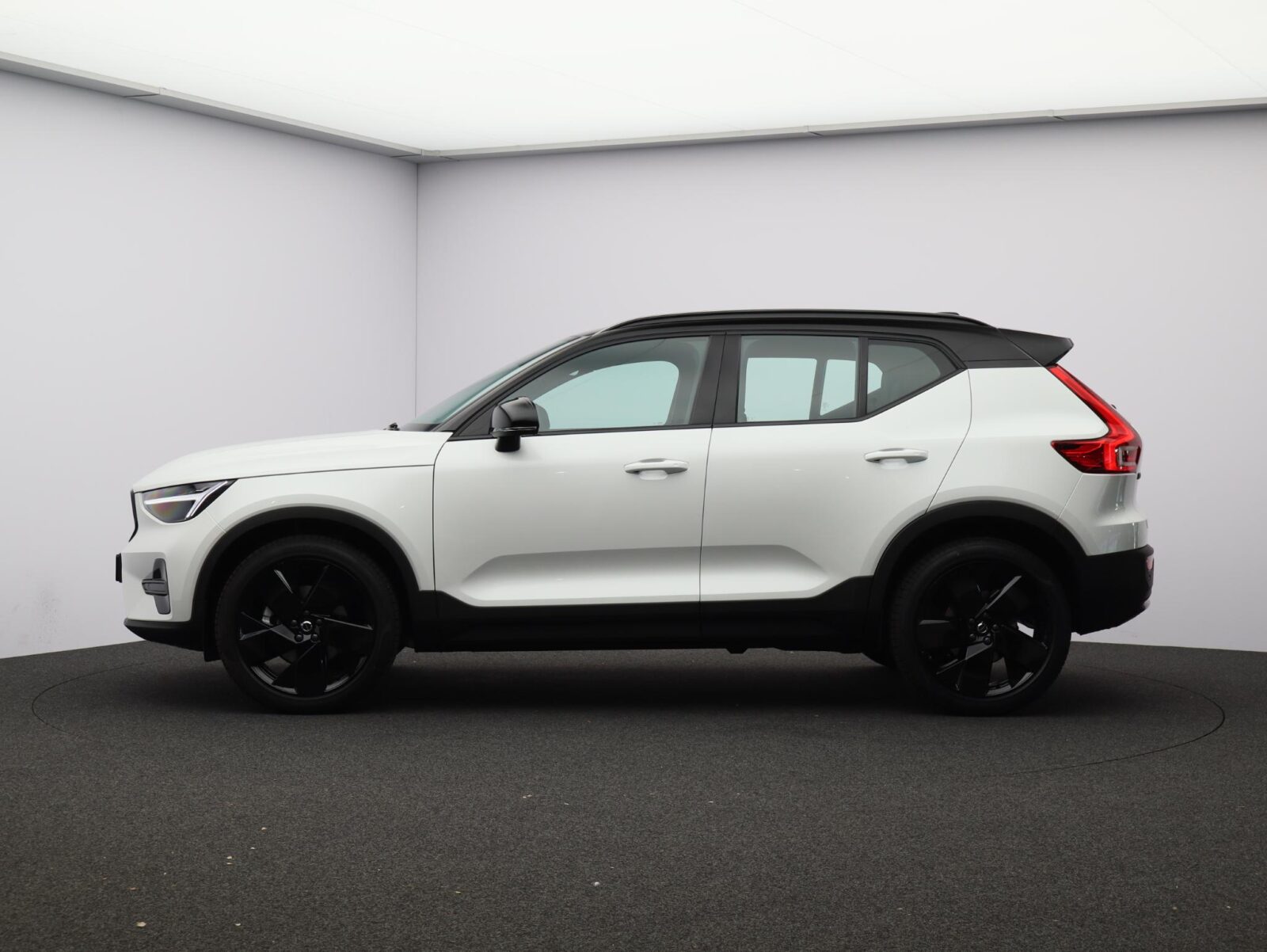 Volvo XC40 - Foto 5