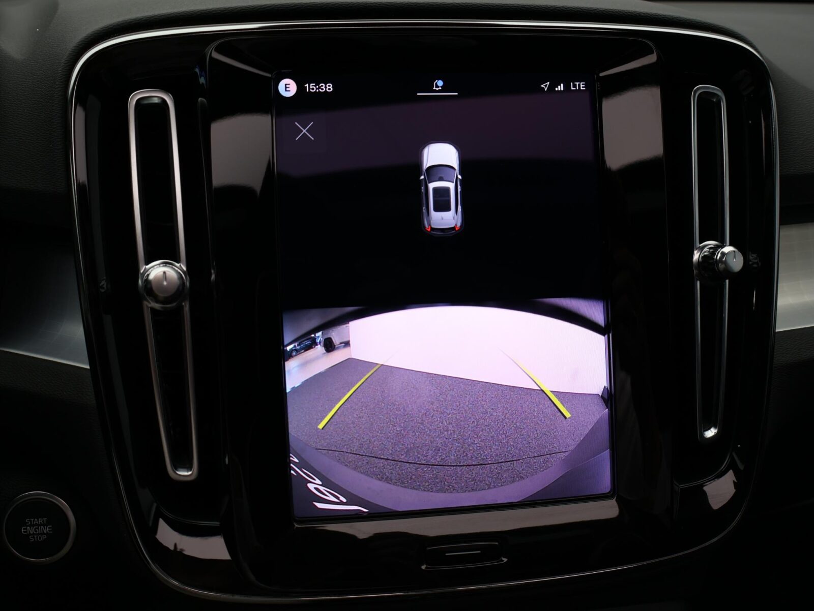 Volvo XC40 - Foto 14