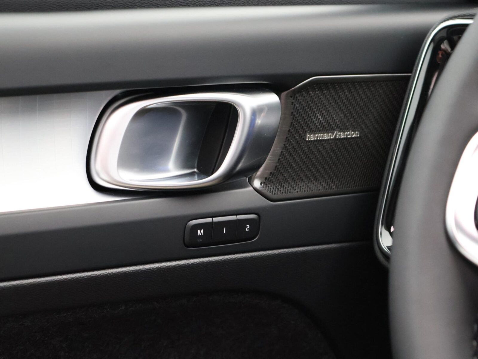 Volvo XC40 - Foto 21