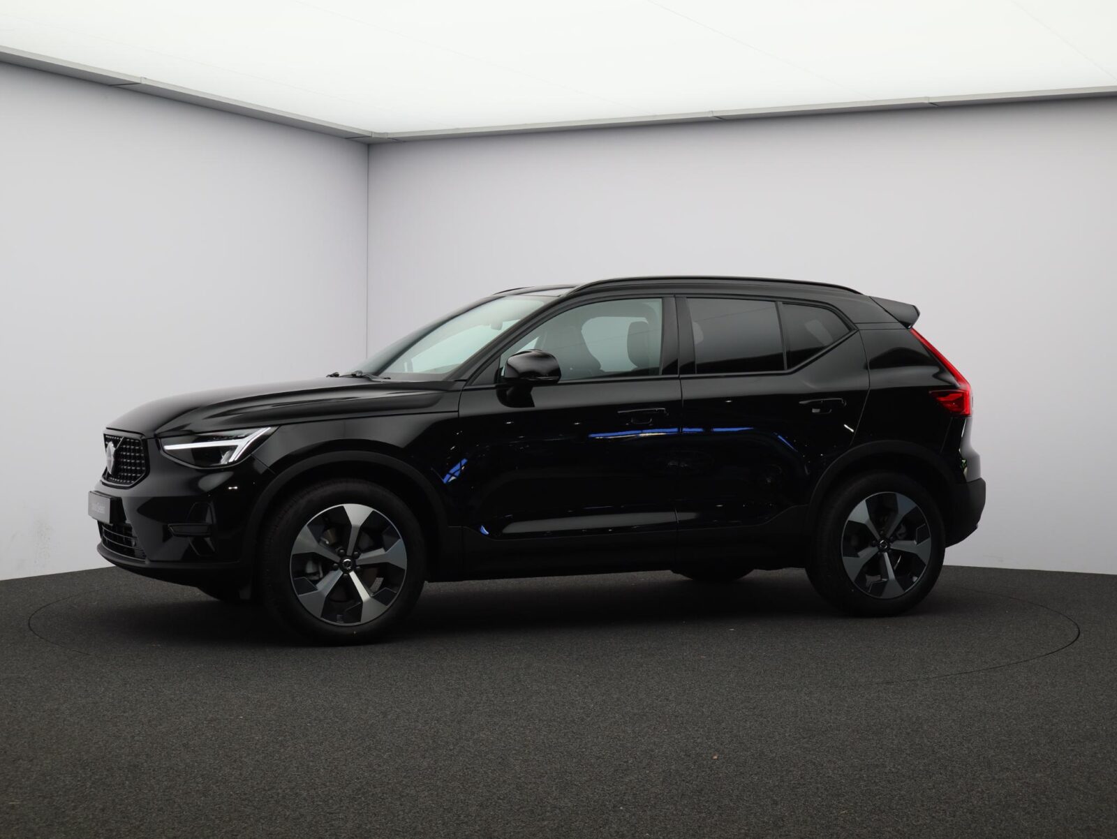 Volvo XC40 - Foto 22