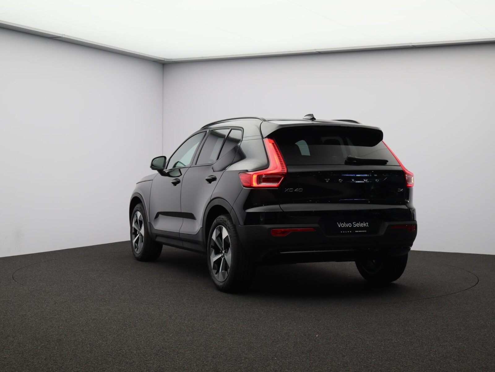 Volvo XC40 - Foto 25