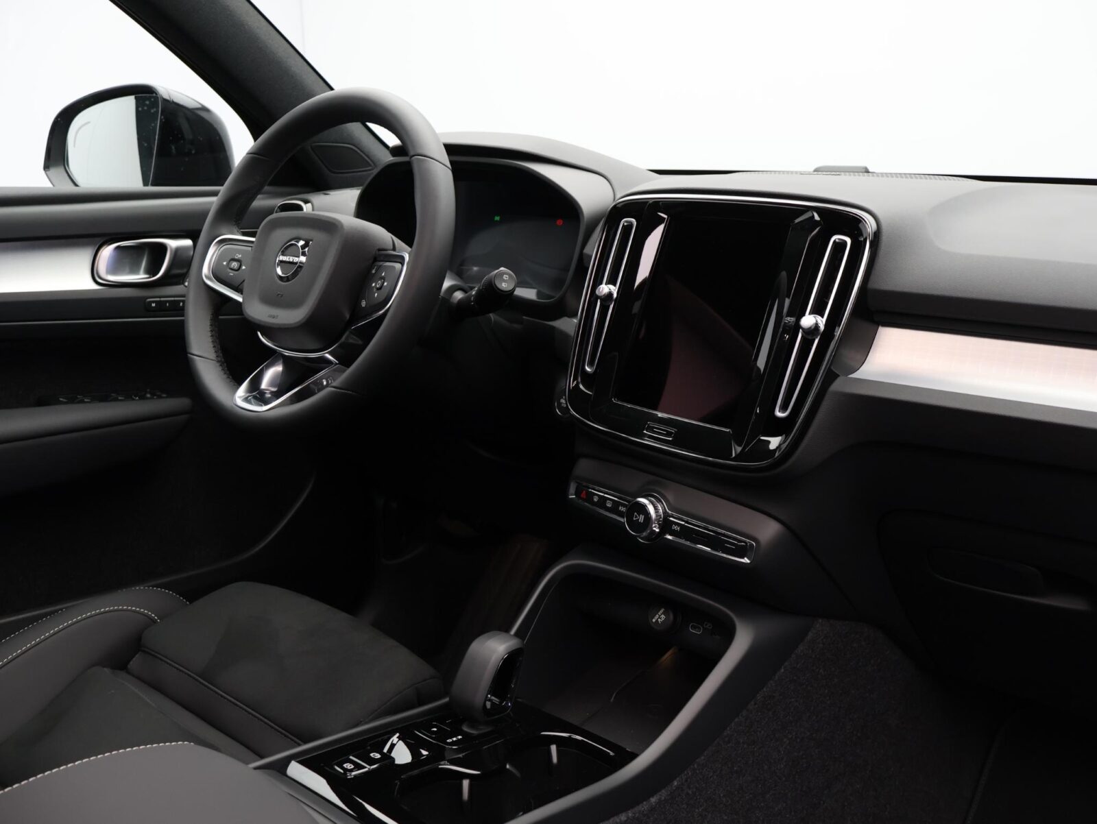Volvo XC40 - Foto 3