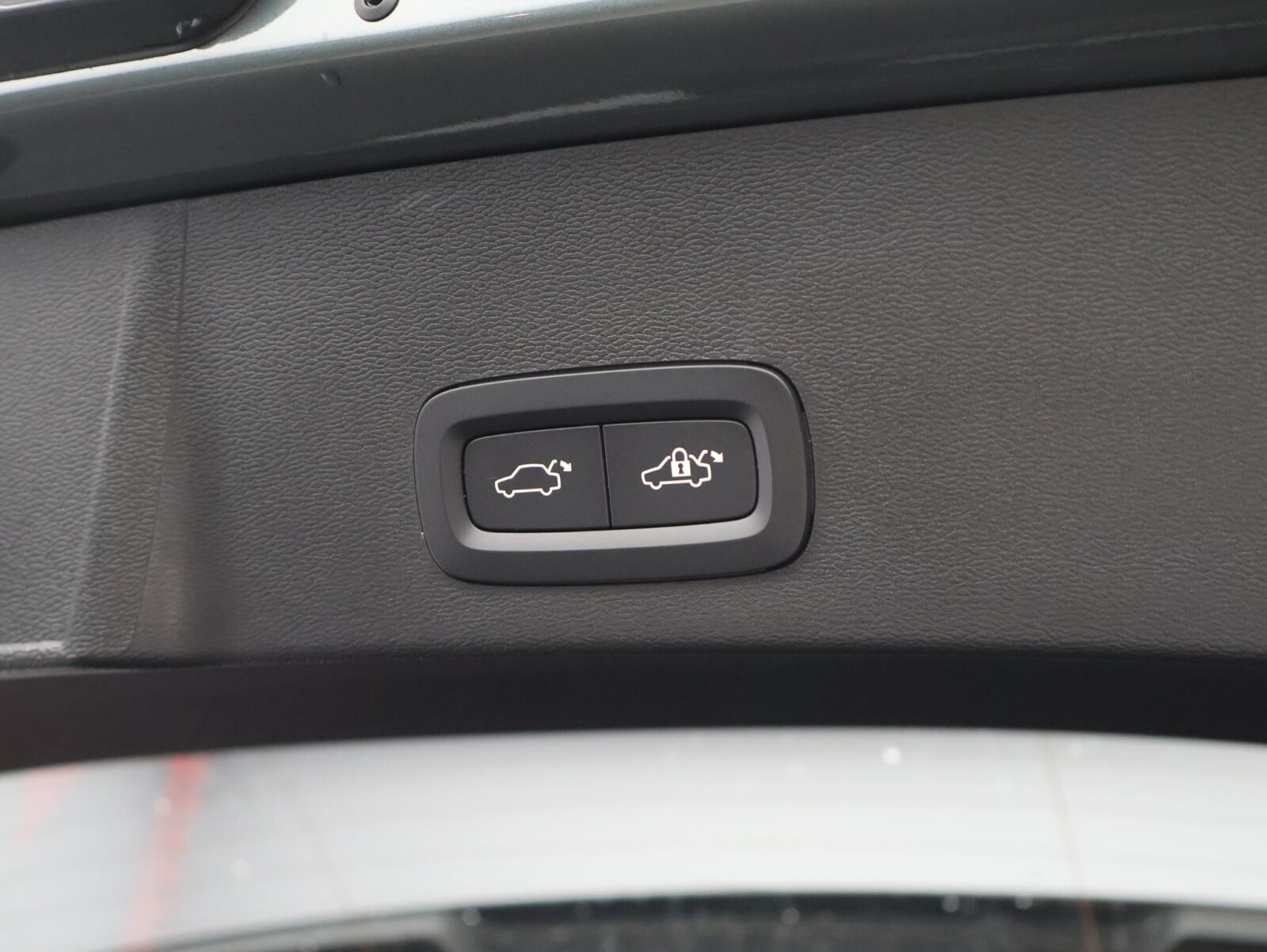 Volvo XC40 - Foto 12
