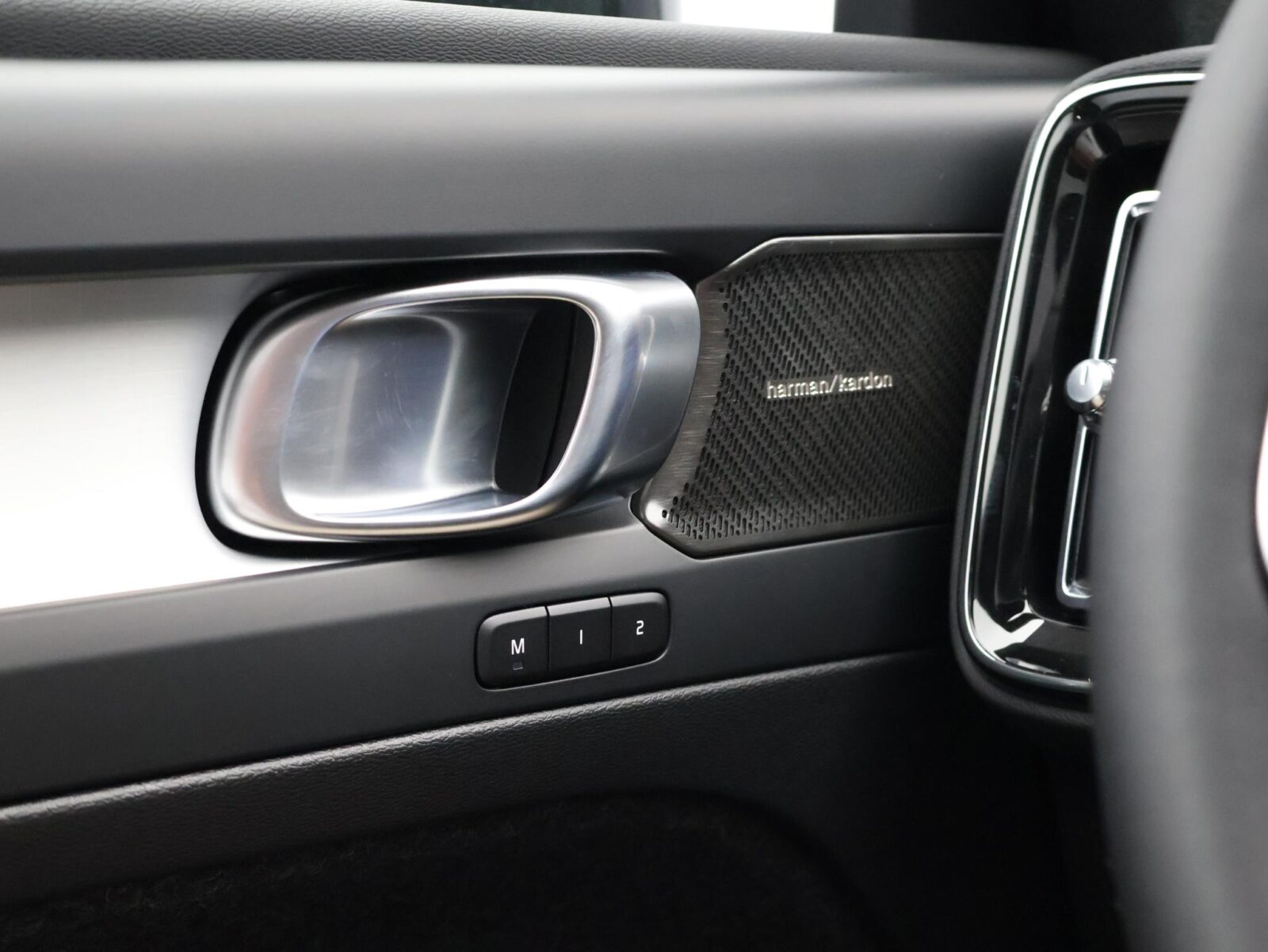 Volvo XC40 - Foto 19