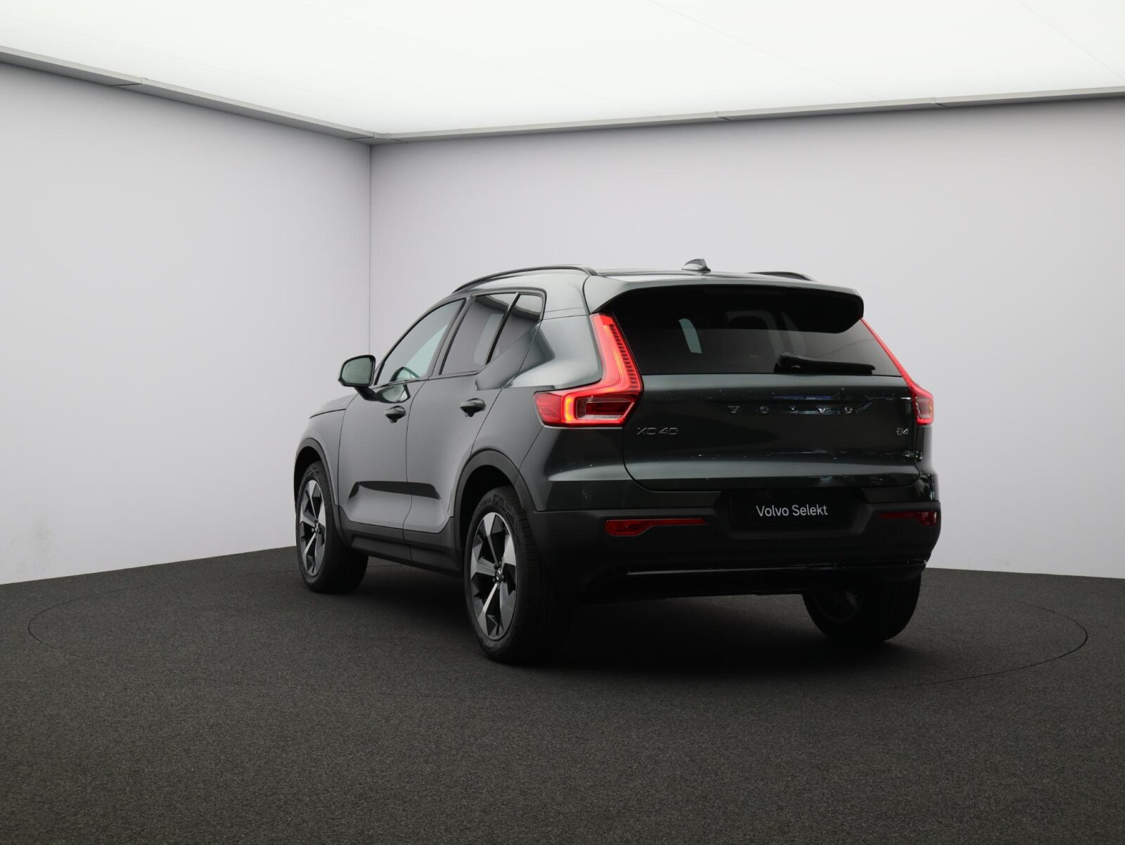 Volvo XC40 - Foto 25