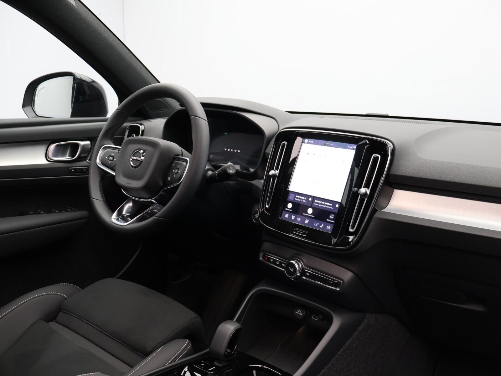 Volvo XC40 - Foto 3