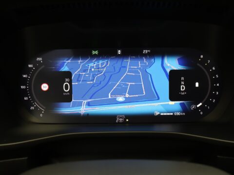 Volvo XC40 2.0 B4 Plus Dark