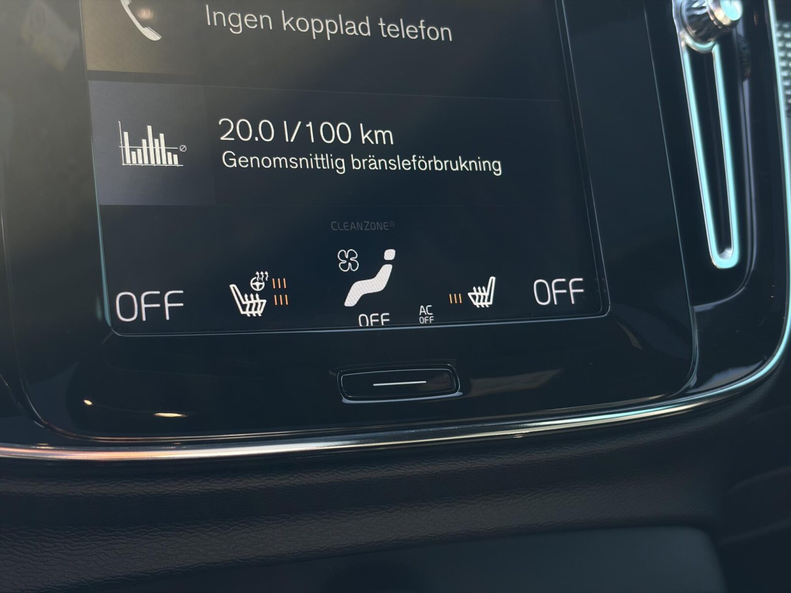 Volvo XC40 - Foto 23