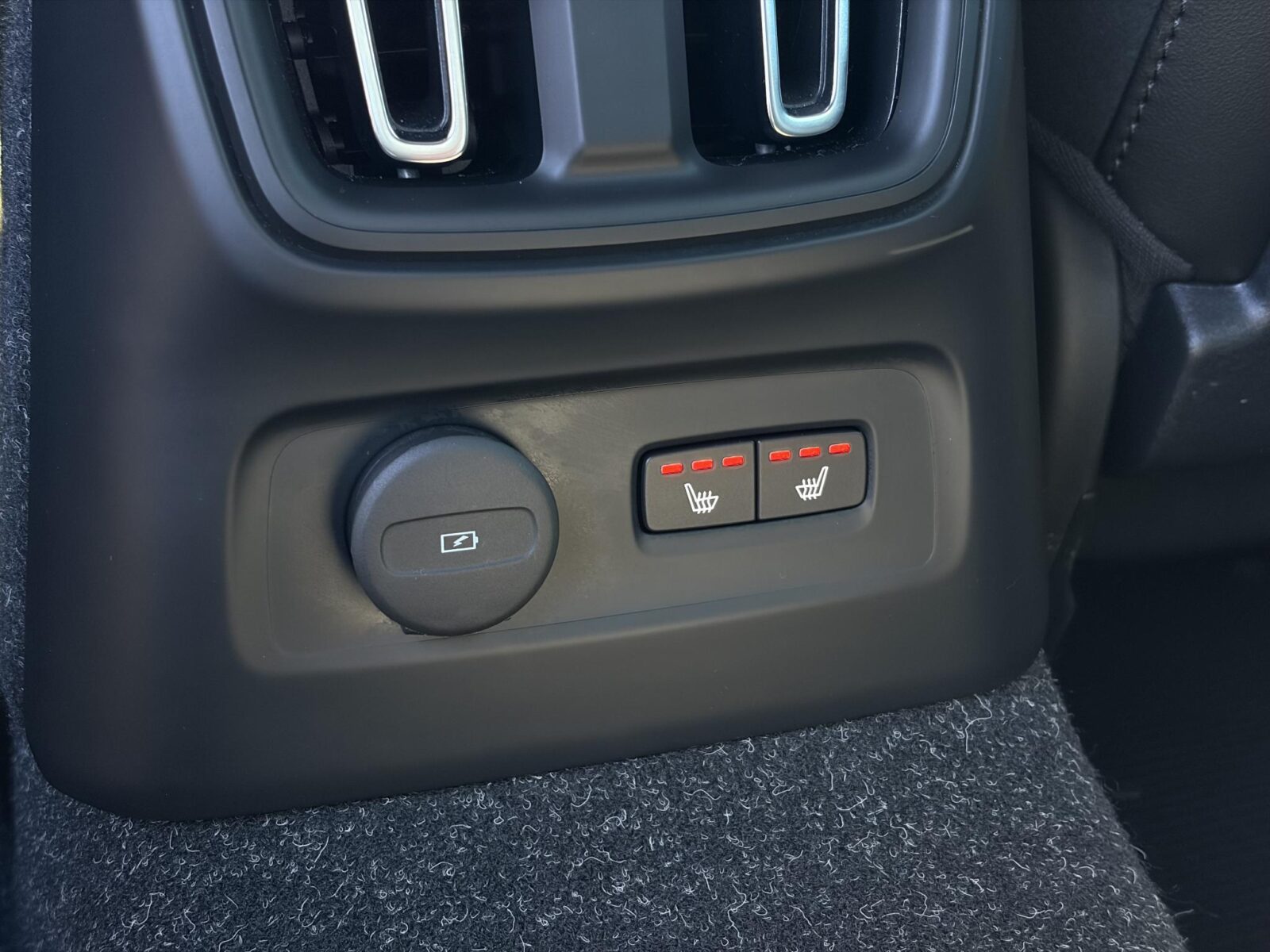 Volvo XC40 - Foto 27