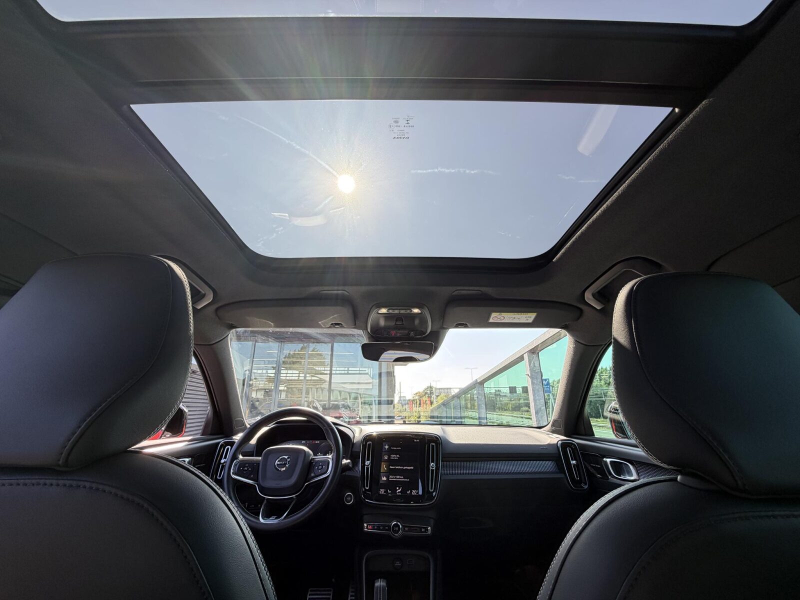 Volvo XC40 - Foto 28