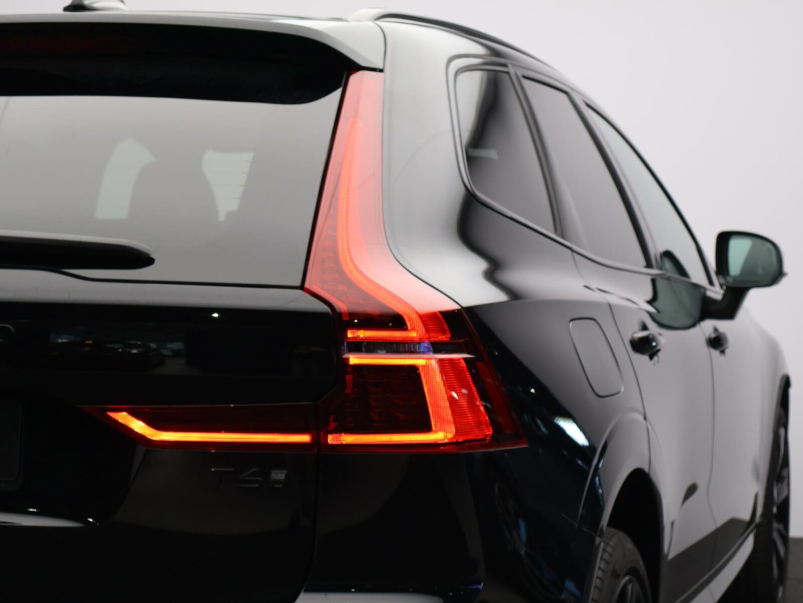 Volvo XC60 - Foto 24