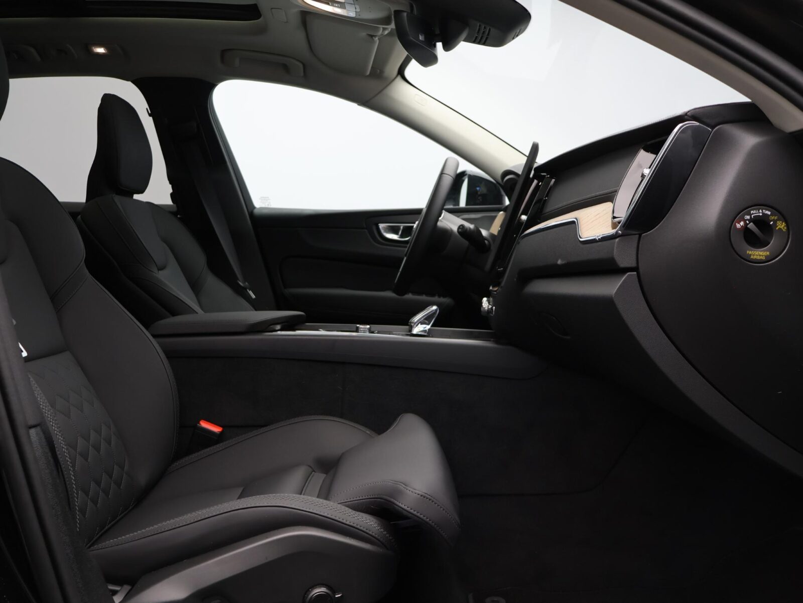 Volvo XC60 - Foto 8