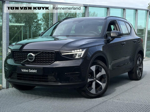 Volvo XC40 2.0 B4 Plus Dark