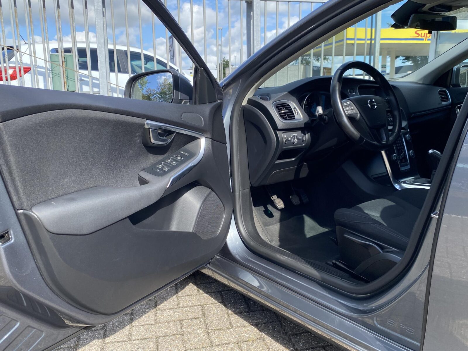 Volvo V40 - Foto 10