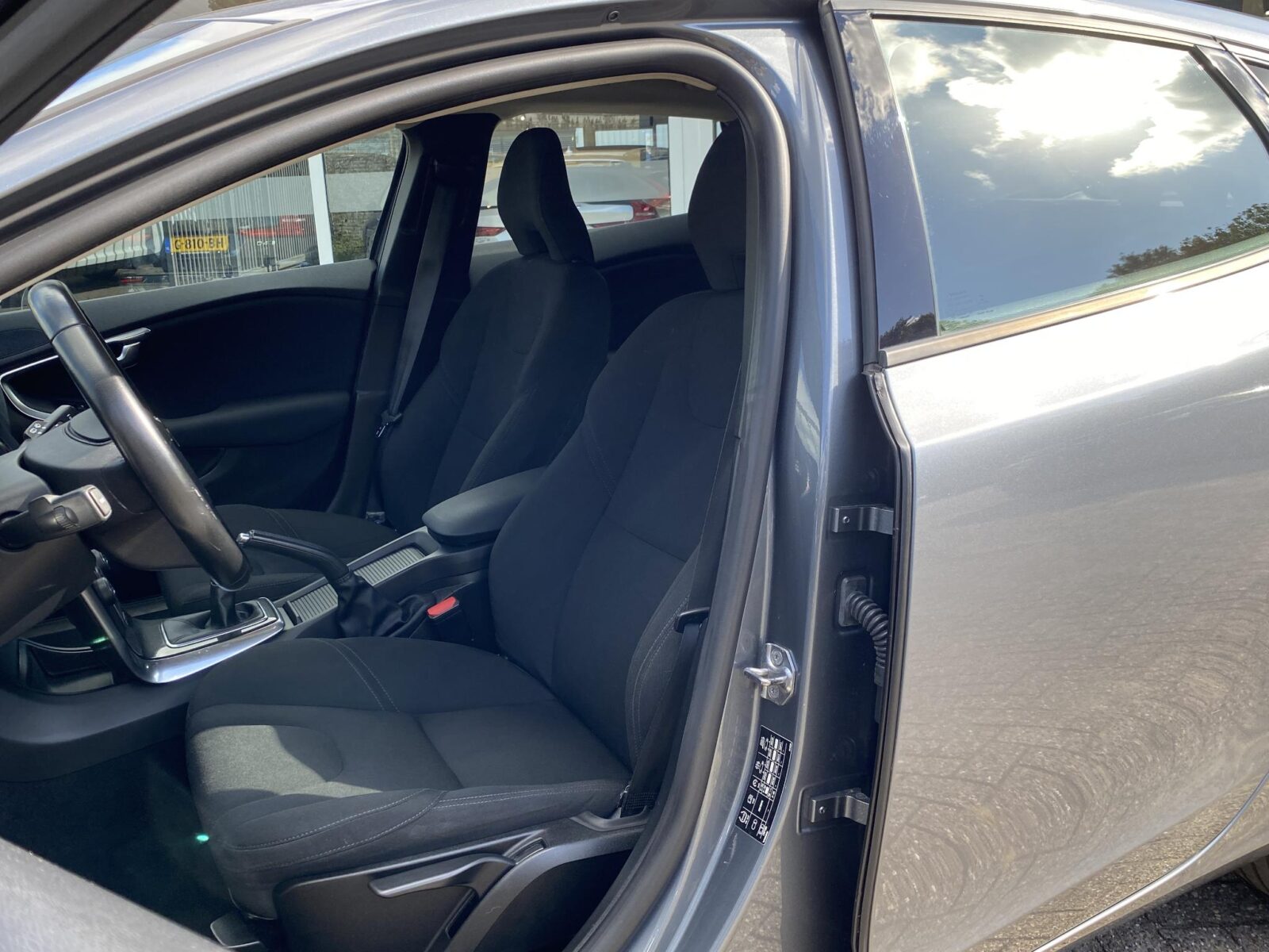 Volvo V40 - Foto 12
