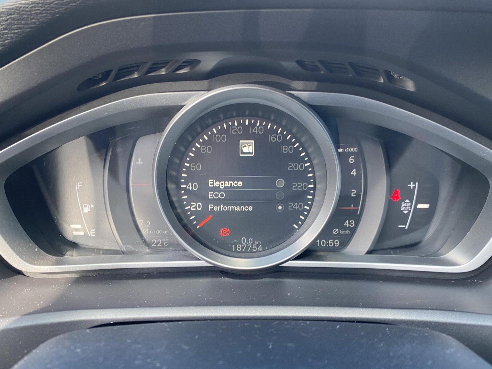 Volvo V40 - Foto 17
