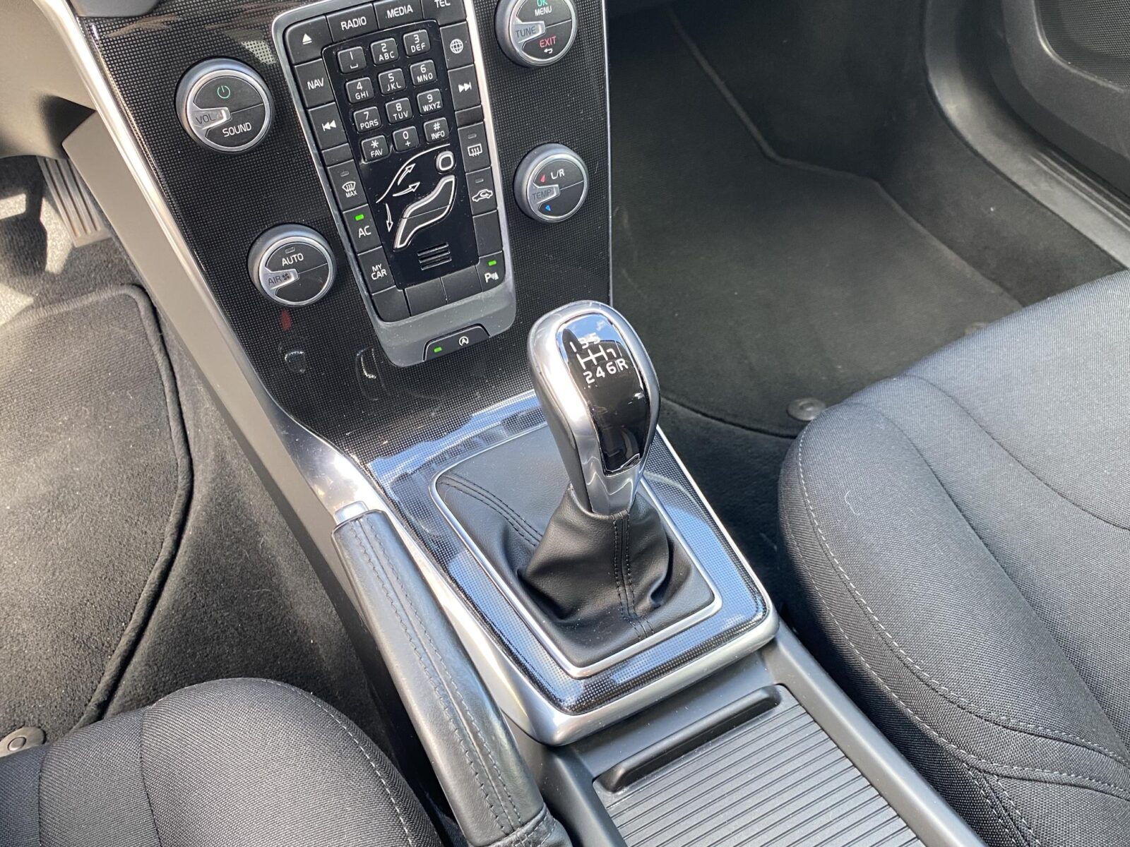 Volvo V40 - Foto 27