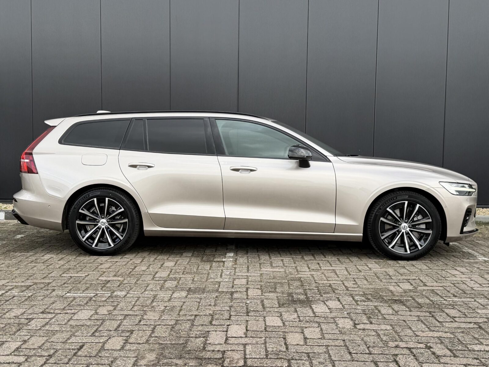 Volvo V60 - Foto 3