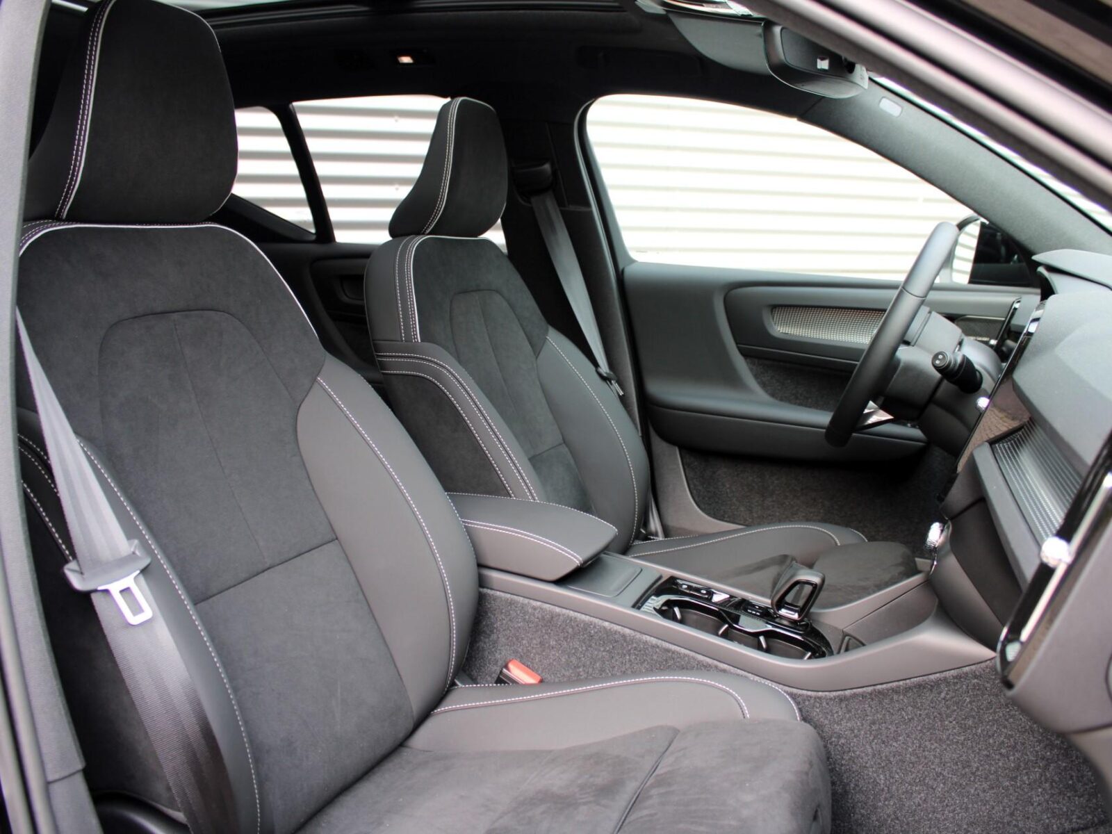 Volvo XC40 - Foto 16