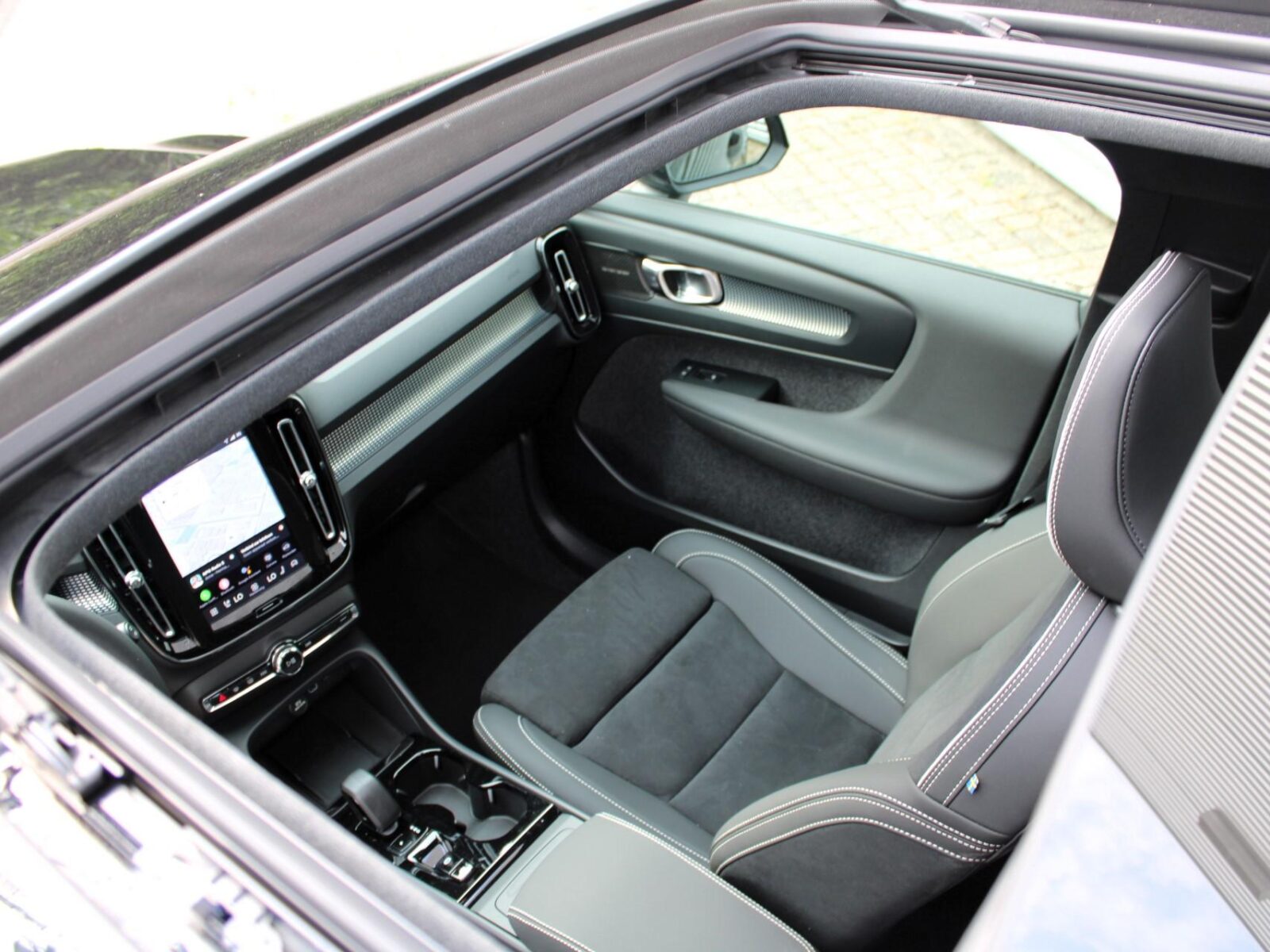 Volvo XC40 - Foto 17