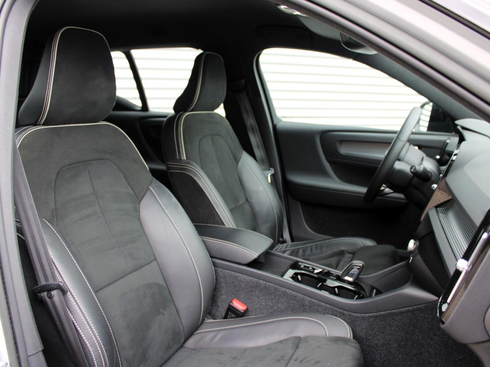 Volvo XC40 - Foto 16