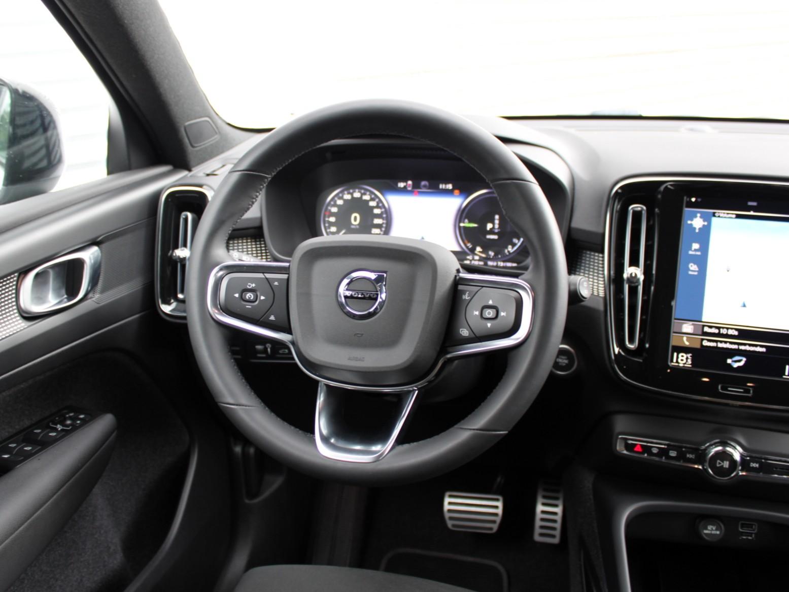 Volvo XC40 - Foto 19