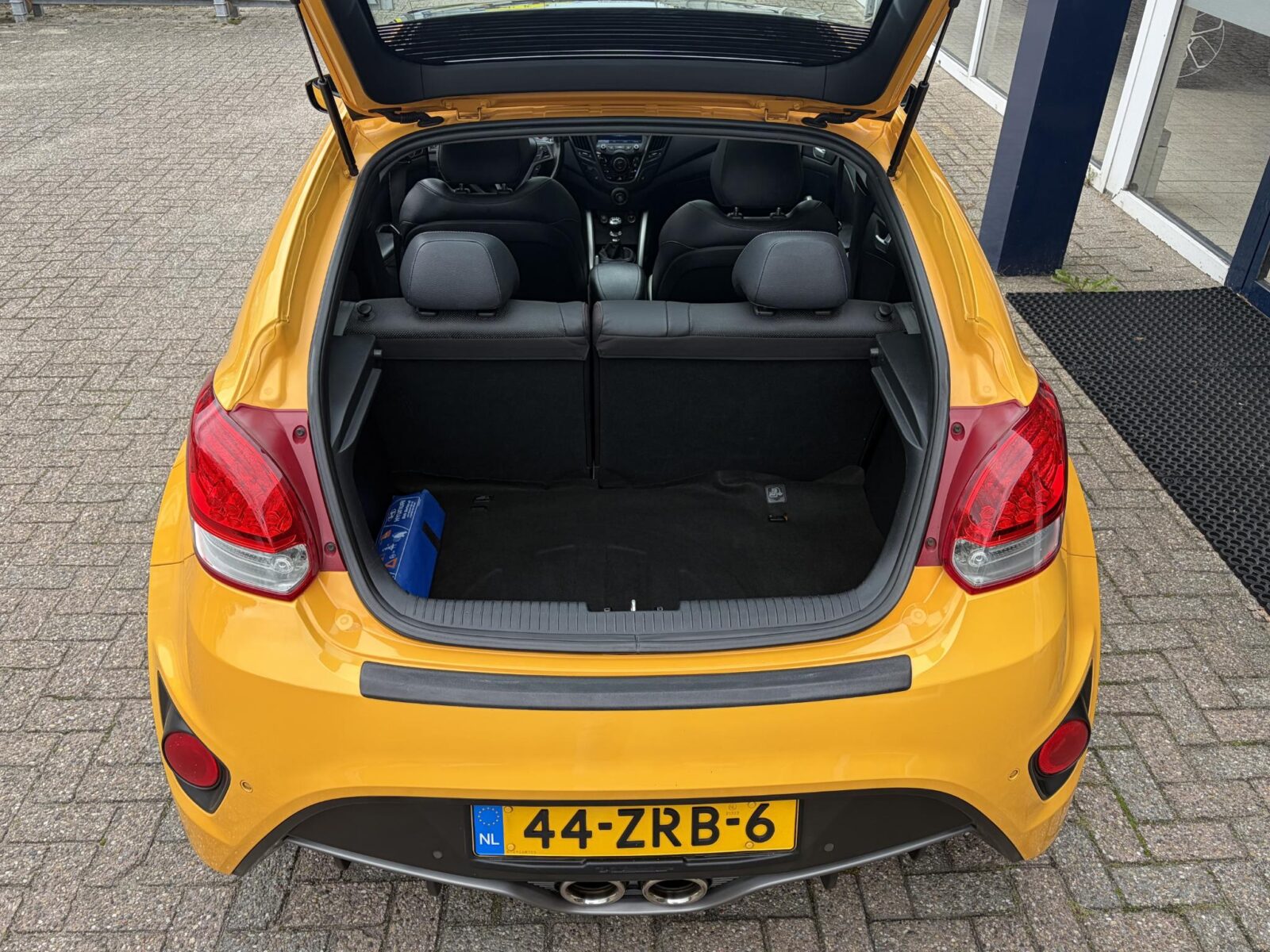 Hyundai Veloster - Foto 7