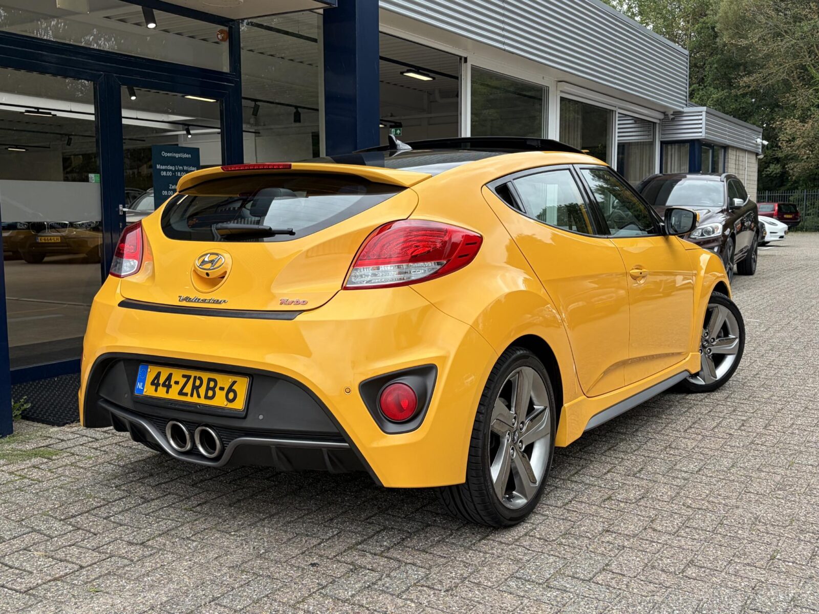 Hyundai Veloster - Foto 8