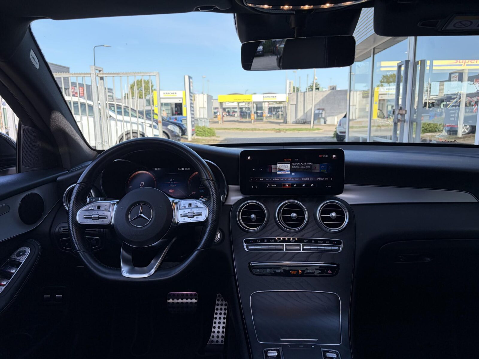 Mercedes-Benz GLC - Foto 18