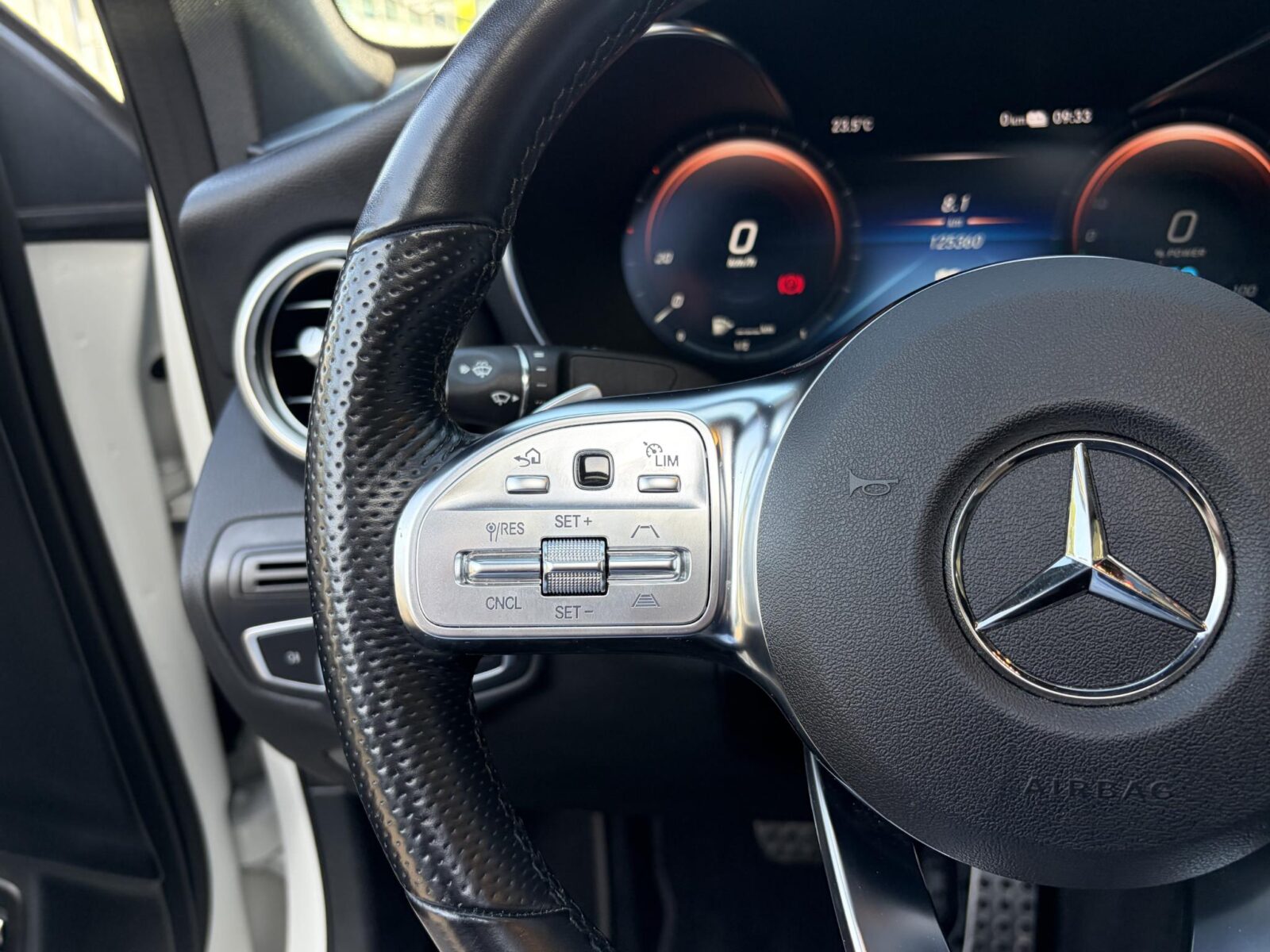 Mercedes-Benz GLC - Foto 23
