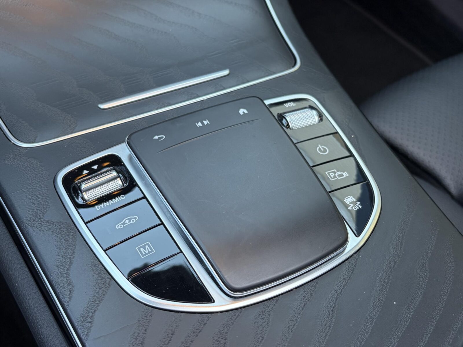Mercedes-Benz GLC - Foto 28