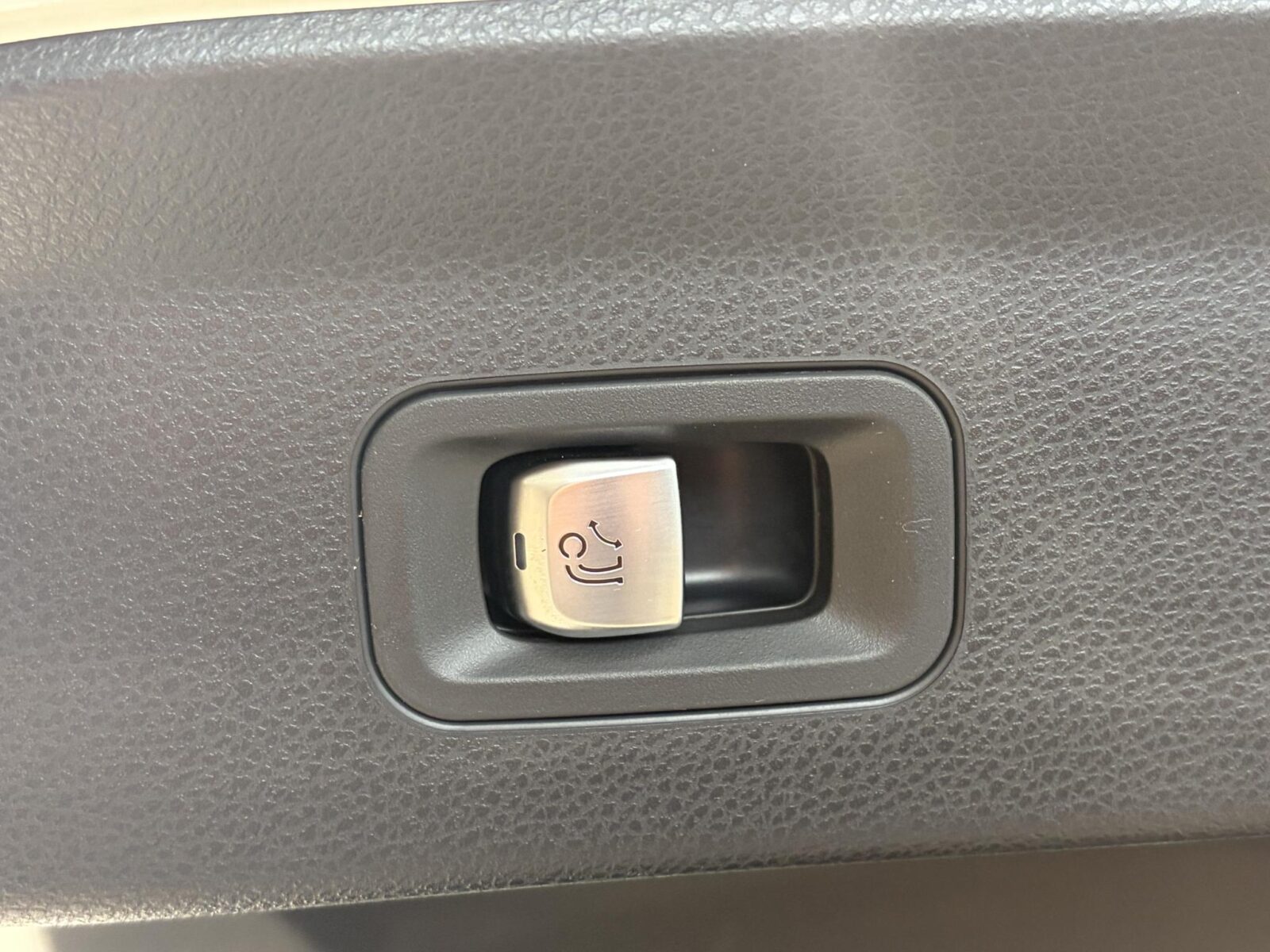 Mercedes-Benz GLC - Foto 36