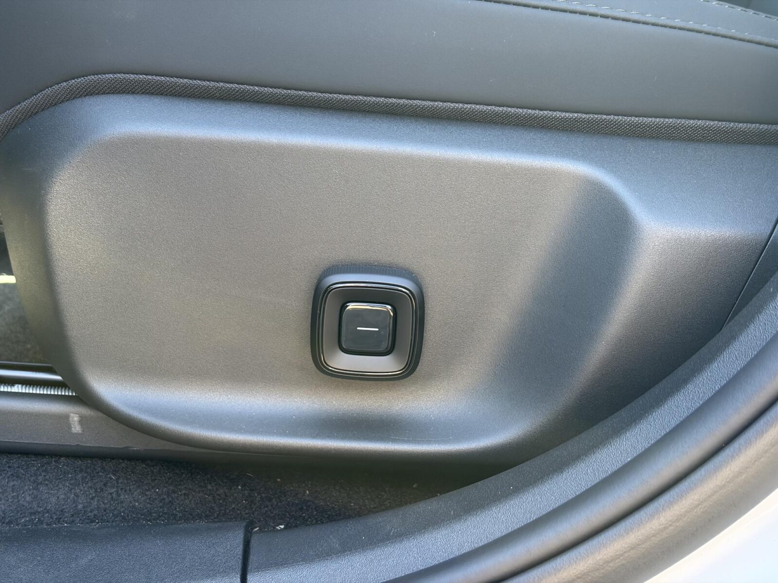Volvo EX30 - Foto 17