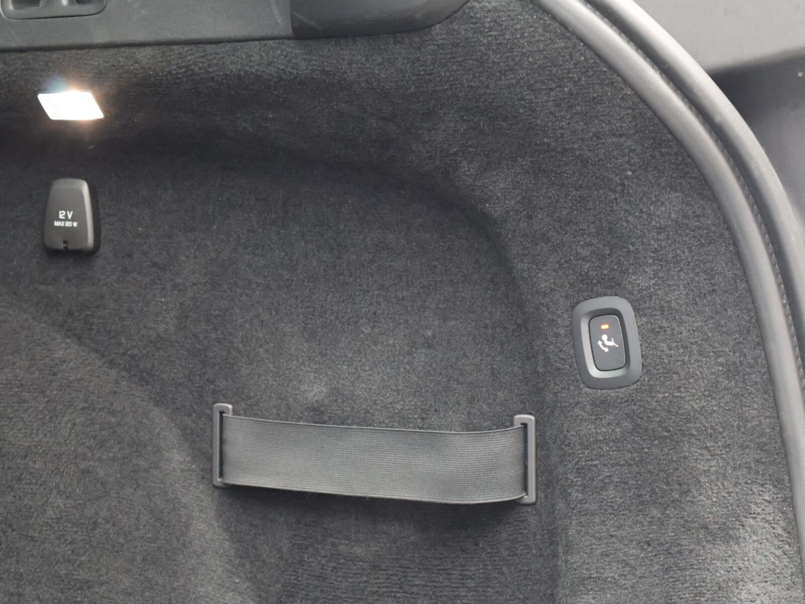 Volvo V90 - Foto 16