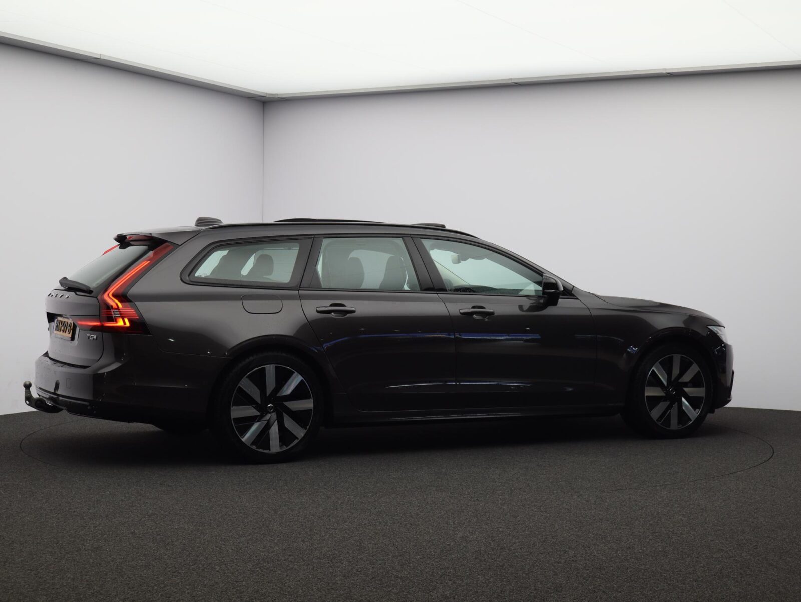 Volvo V90 - Foto 31