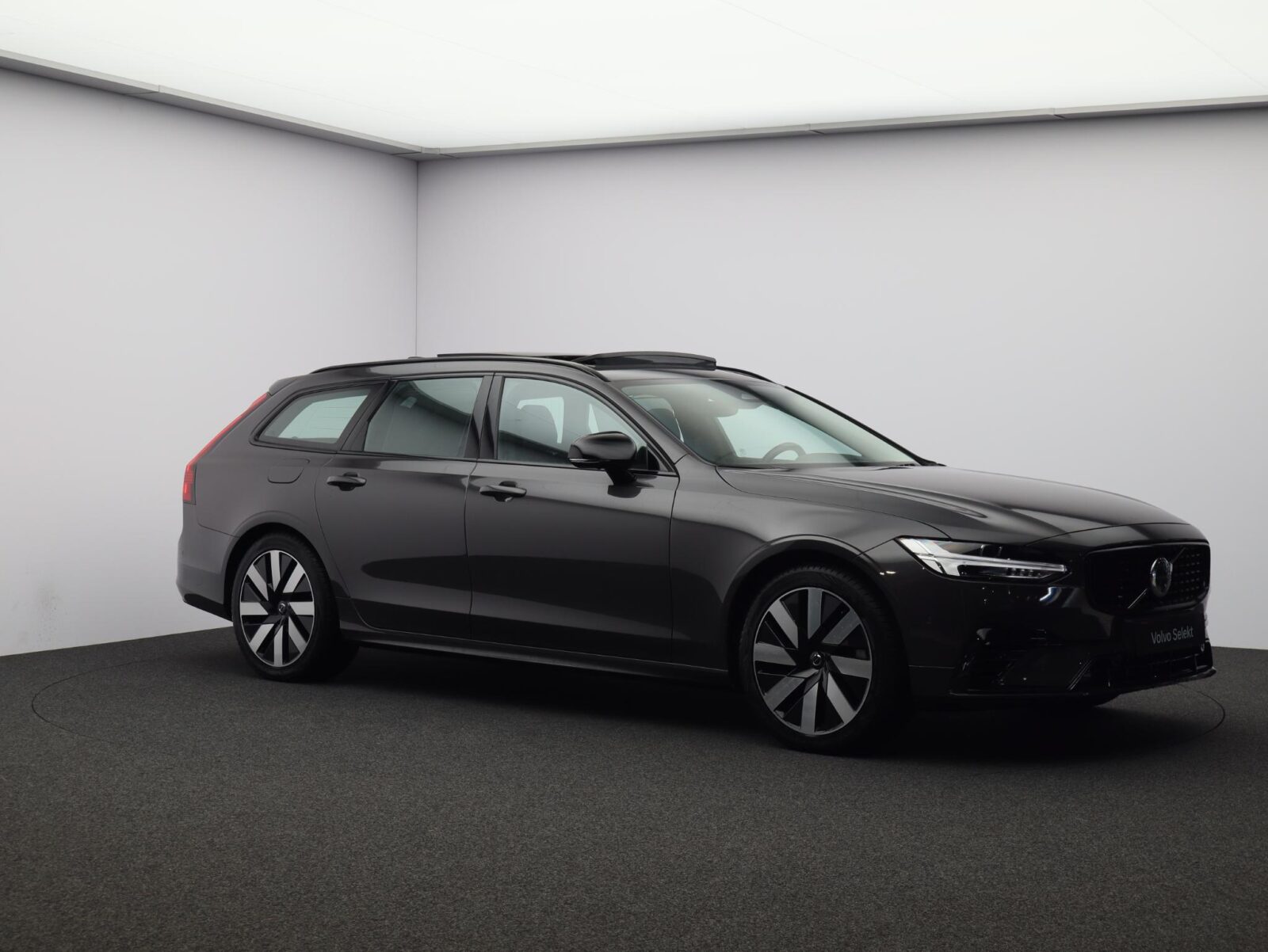Volvo V90 - Foto 33